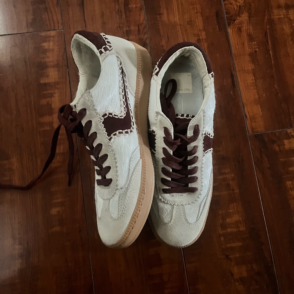 Dolce Vita Notice Sneakers